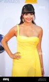 hannah-simone-arrivals64th-primetime-emmy-awards-arrivals-part-2-nokia-CM331F.jpg